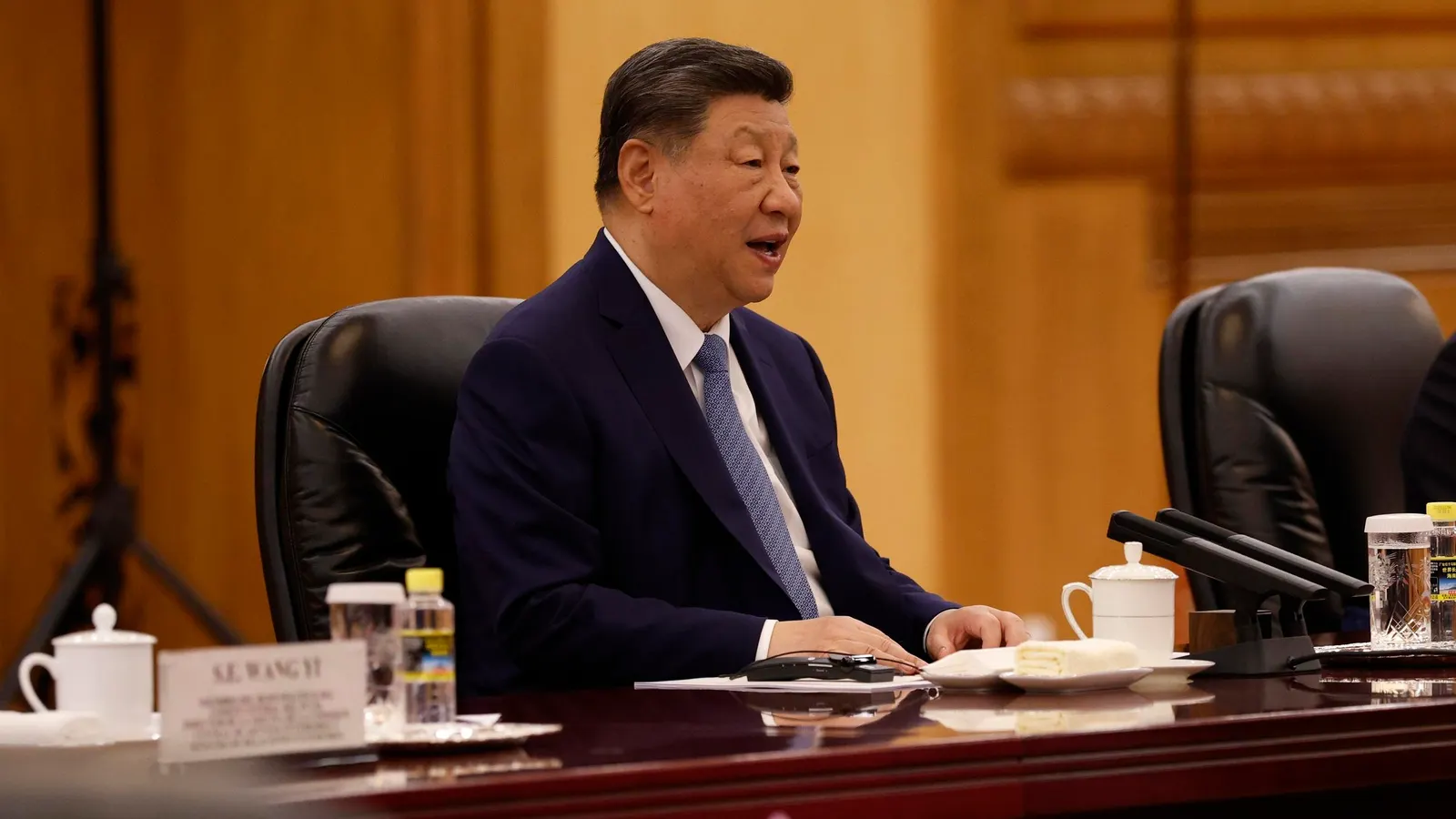 Xi Calls for Hormuz to Reopen as China Balances Its Gulf Interests